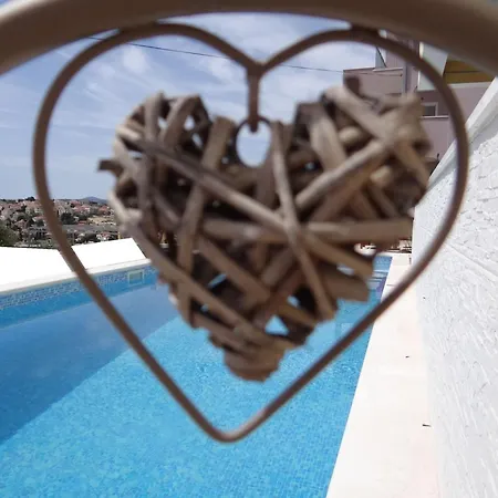 Heated Swimming Pool, Stunning Sea View Terrace A9 شقة